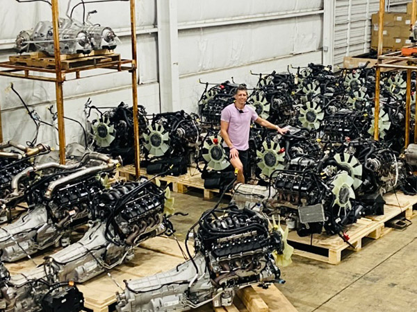 PAR Global Warehouse with Engines
